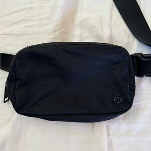 Lululemon belt bag